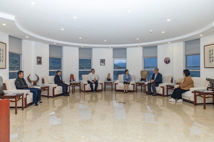 1763440489454126.jpg 101(封面).jpg